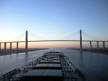 Suezmax bulk carrier at sea passage 
